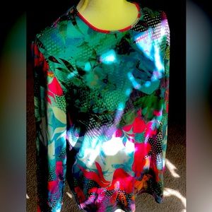 Saint Charles Long Sleeve floral shirt